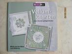 Hobby Mee VELLUM-kaarten VAN DEN AKKER 2004 HILDERING IZGS, Hobby en Vrije tijd, Scrapbooking, Ophalen of Verzenden, Zo goed als nieuw