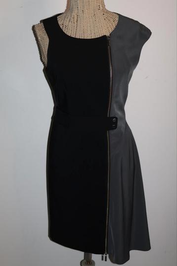 Karen Millen Jurk Grijs/Zwart Maat 38 (M) beschikbaar voor biedingen