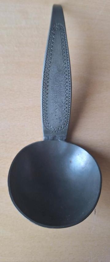 Antieke Tinnen Lepel - Decoratief Detail beschikbaar voor biedingen