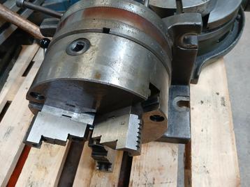 Snelverdeeltafel 200mm drieklauwplaat 150mm centerhoogte beschikbaar voor biedingen