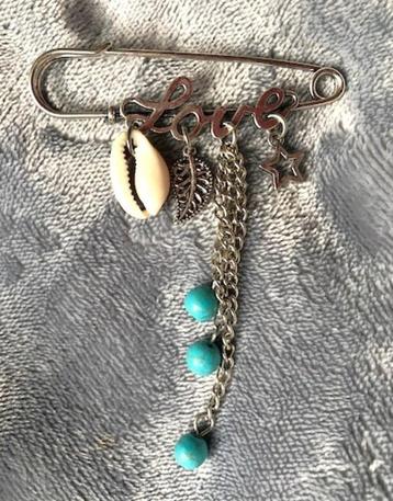 Lieve broche schelp ster blad kralen wit turquoise LOVE beschikbaar voor biedingen