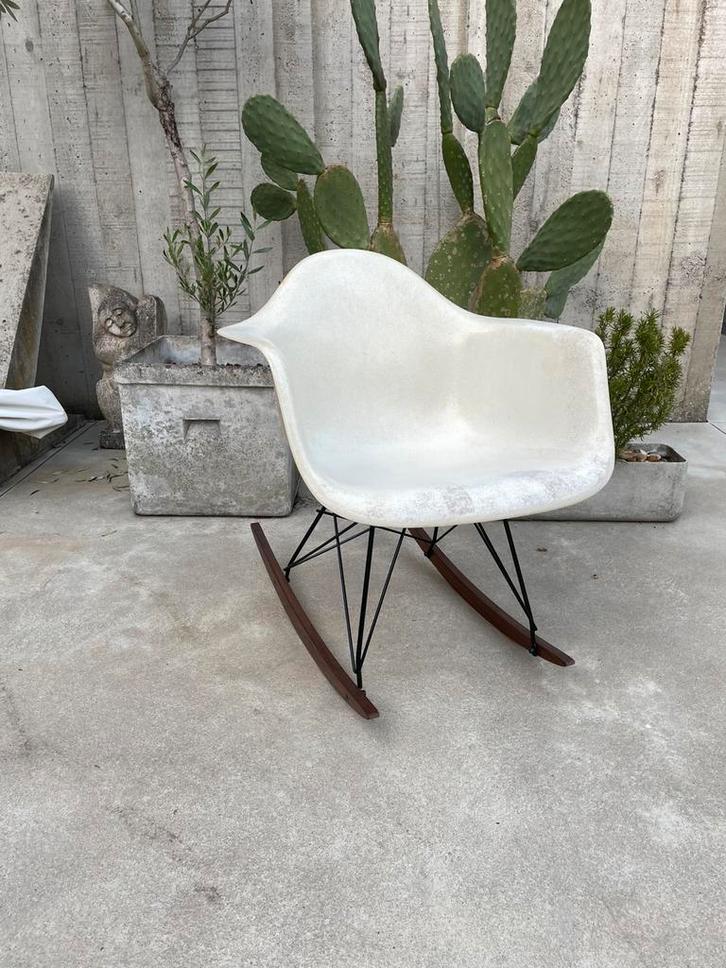 Vintage Eames RAR (rocker) - Herman Miller, Huis en Inrichting, Stoelen, Gebruikt, Eén, Wit, Ophalen of Verzenden