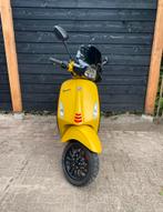 Vespa Sprint S Geel | 2018 | Brom, Fietsen en Brommers, Scooters | Vespa, Ophalen, Gebruikt, Maximaal 45 km/u, Vespa S