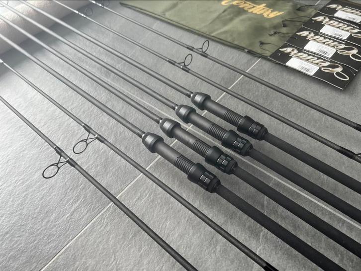 4 x Century C2 MK2 Command & Control 10ft 3lbs 40mm NWST!!, Watersport en Boten, Hengelsport | Karpervissen, Zo goed als nieuw