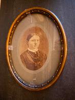 Antiek / vintage apart fotolijstje, Antiek en Kunst, Antiek | Woonaccessoires, Ophalen of Verzenden