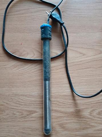 Verwarming aquarium 100watt 150liter beschikbaar voor biedingen