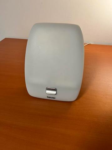 Beurer TL-40 daglichtlamp beschikbaar voor biedingen