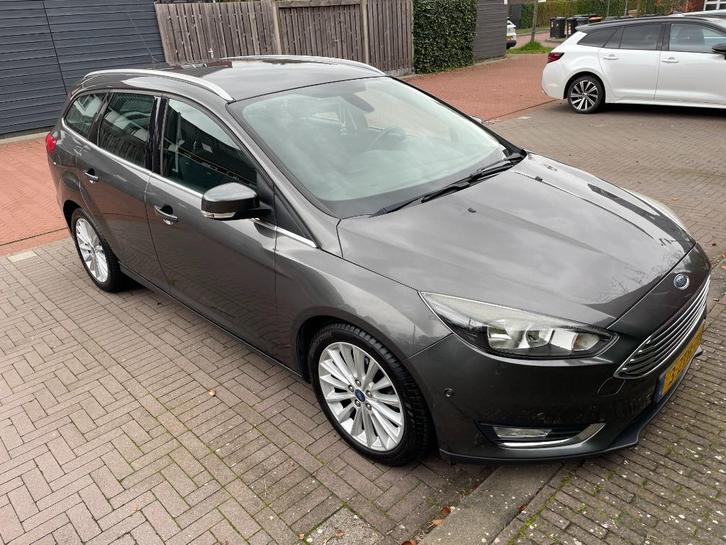 Ford Focus 1.0 Ecoboost 125pk 2015 Grijs, Auto's, Ford, Particulier, Focus, ABS, Airbags, Airconditioning, Bluetooth, Boordcomputer