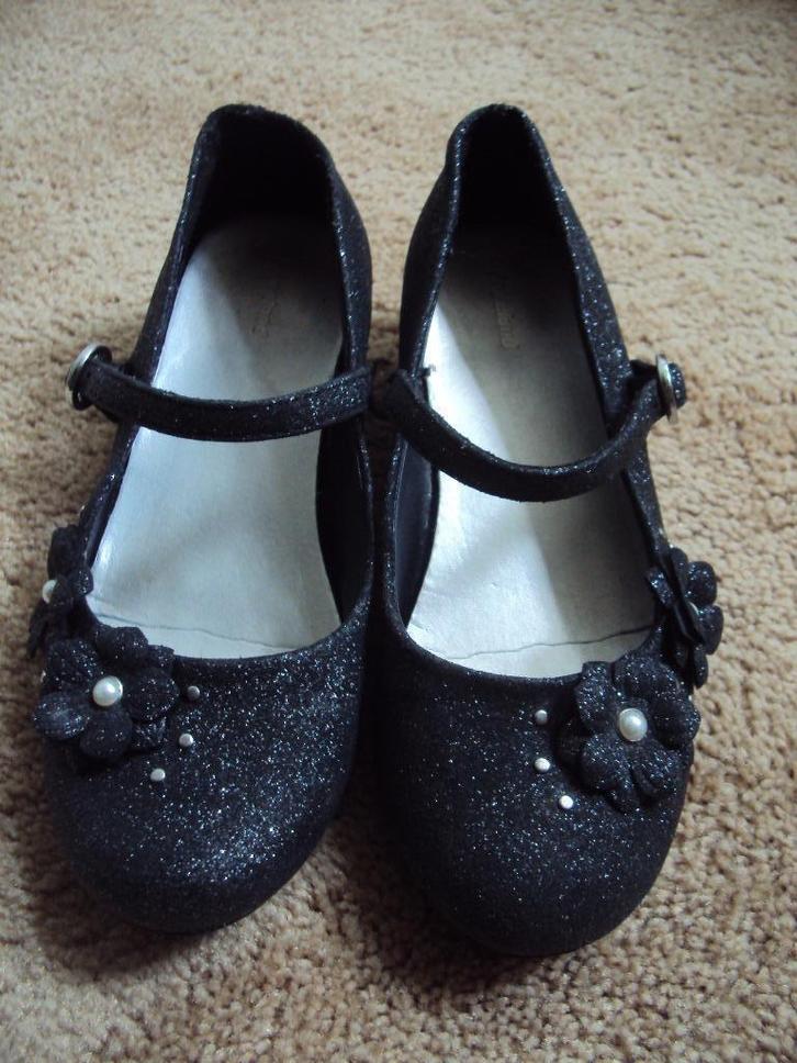 Ballerina donkergrijs / zwart glitter bloemetjes Graceland, Kinderen en Baby's, Kinderkleding | Schoenen en Sokken, Zo goed als nieuw