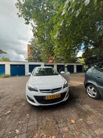 Opel Astra 1.4 Turbo Ecotec 103KW 5-D 2014 Wit, 65 €/maand, Achterwielaandrijving, 4 cilinders, Wit