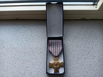 Medaille, Republique Française Croix du Combattant, brocante beschikbaar voor biedingen
