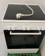 Elektrische bosch fornuis werkend tezien, Witgoed en Apparatuur, Fornuizen, Zo goed als nieuw, 85 tot 90 cm, Elektrisch, 4 kookzones