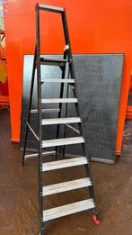 Alga trap 8 treden, Doe-het-zelf en Verbouw, Ladders en Trappen, Ophalen, Zo goed als nieuw, Minder dan 2 meter