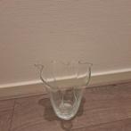 Vintage glazen waaiervaas zakdoekvaas tulpenvaas 23 cm., Ophalen of Verzenden, Zo goed als nieuw, Glas, Minder dan 50 cm