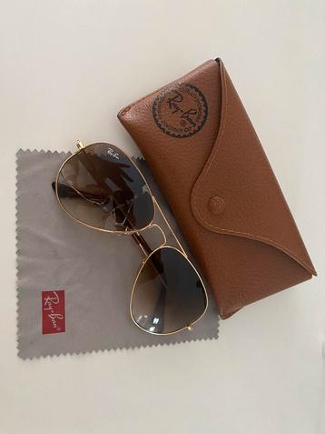 Ray-Ban Aviator zonnebril | Goud met gradiënt glazen (kapot) beschikbaar voor biedingen