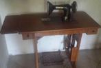 Köhler trapnaaimachine inklapbaar retro/vintage MOET WEG, Antiek en Kunst, Antiek | Naaimachines, Ophalen