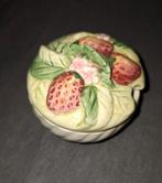 Aardewerken potje. Jam potje/suikerpotje. Decoratie:aardbeie, Antiek en Kunst, Antiek | Keramiek en Aardewerk, Ophalen of Verzenden