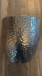 2 mooie Zilverkleurige bloempotten- Pot Boston, Ophalen, Rond, Metaal, Binnen