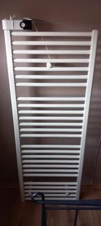 Badkamer olieradiator, Doe-het-zelf en Verbouw, Verwarming en Radiatoren, Ophalen, Radiator, Minder dan 60 cm, Zo goed als nieuw