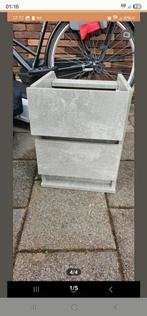 2 Nachtkastjes - Modern Design, Tuin en Terras, Bloembakken en Plantenbakken, Ophalen, Minder dan 60 cm, Nieuw, Binnen