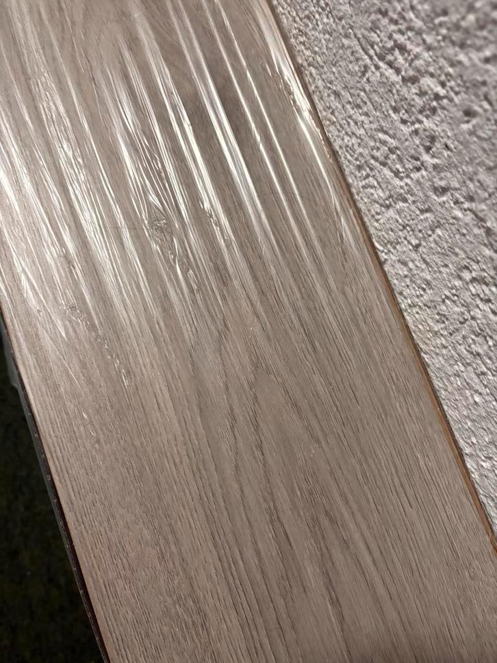 Nieuw laminaat Trend Oak Grey, Doe-het-zelf en Verbouw, Vloerdelen en Plavuizen, Nieuw, Laminaat, Kunststof, 150 cm of meer, 10 tot 30 cm