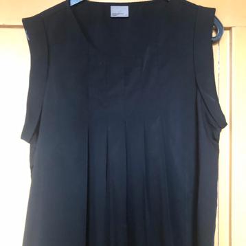 Mooie diepzwarte top, ingestikte plooien. Vero Moda, mt. XL. beschikbaar voor biedingen