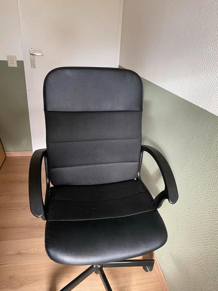 Renberget IKEA Zwarte Bureaustoel, Huis en Inrichting, Bureaustoelen, Gebruikt, Bureaustoel, Zwart, Ergonomisch, Ophalen of Verzenden