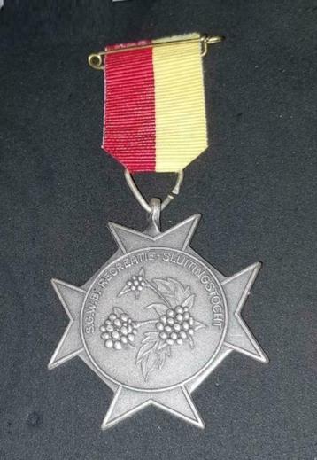 Wandelmedaille sluitingstocht (2) beschikbaar voor biedingen