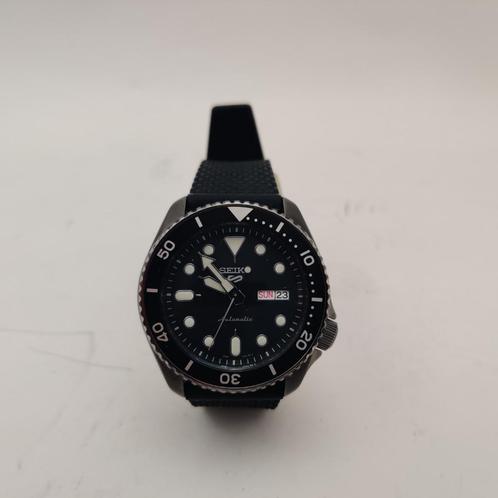 Seiko 5 Sports Automatic Nieuwstaat! nu voor €189.99, Sieraden, Tassen en Uiterlijk, Zonnebrillen en Brillen | Heren, Zo goed als nieuw