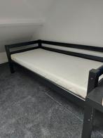 Peuterbed, kleuterbed zwart incl. matras 160x70cm, Ophalen, Zwart, 190 cm of minder, Zo goed als nieuw