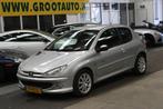 Peugeot 206 1.4-16V Quiksilver Airco, Trekhaak, Stuurbekrach, Voorwielaandrijving, Metallic lak, 4 cilinders, Origineel Nederlands