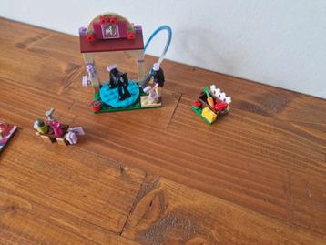 lego friends 41123 veulen wasplaats beschikbaar voor biedingen