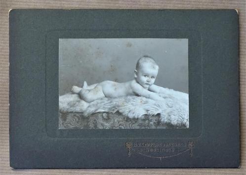 4 OUDE FOTO’S OP KARTON va € 1,00 – 4e ITEM GRATIS, Verzamelen, Foto's en Prenten, Gebruikt, Foto, Kind, Voor 1940, Ophalen of Verzenden