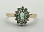 Gouden Vintage ring edelsteen smaragd en diamant. 2025/692., 18 tot 19, ., Ophalen of Verzenden, Zo goed als nieuw