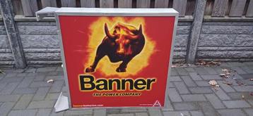 Dubbelzijdig verlicht wandbord van het merk banner beschikbaar voor biedingen