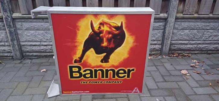 Dubbelzijdig verlicht wandbord van het merk banner, Verzamelen, Automerken, Motoren en Formule 1, Zo goed als nieuw, Auto's, Ophalen