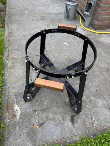 Origineel onderstel voor een Basterd Compact beschikbaar voor biedingen