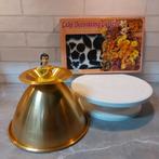 Taart decoratie set: draaiplateau, vorm, uitstekers, Ophalen of Verzenden, Gebruikt