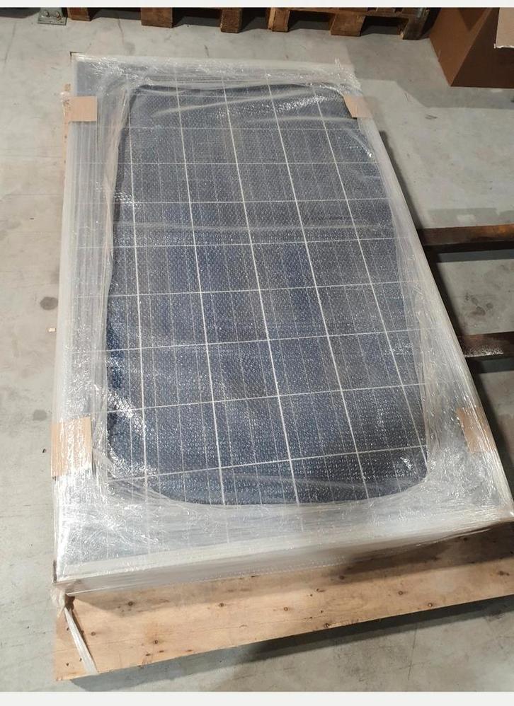 Zonnepanelen met omvormer - Gekocht met garantie ongebruikt, Doe-het-zelf en Verbouw, Elektra en Kabels, Zo goed als nieuw, Overige typen