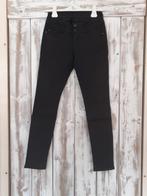 Mooie zwarte spijkerbroek lederlook maat XS, Ophalen of Verzenden, Zo goed als nieuw, Maat 34 (XS) of kleiner, Zwart