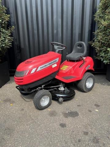 Massey Ferguson / Stiga zitmaaier met 98 cm maaidek beschikbaar voor biedingen