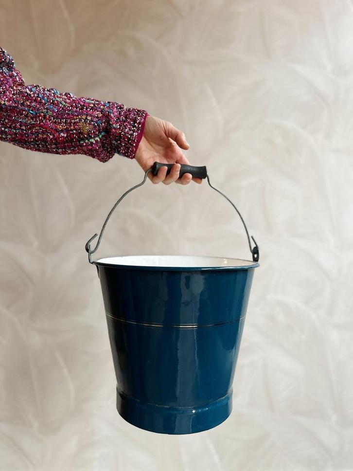 Vintage emaille emmer blauw, Huis en Inrichting, Emmers, Zo goed als nieuw, Overige materialen, Ophalen of Verzenden