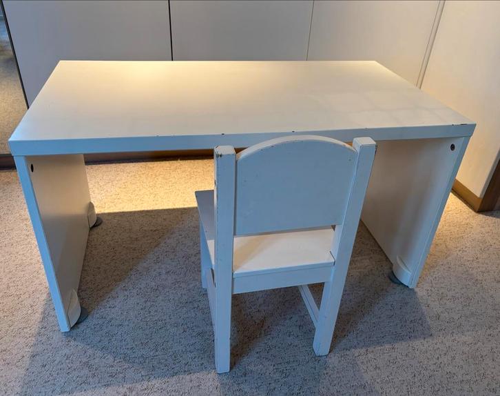 Witte kindertafel met stoel, Kinderen en Baby's, Kinderkamer | Tafels en Stoelen, Gebruikt, Tafel(s) en Stoel(en), Ophalen of Verzenden