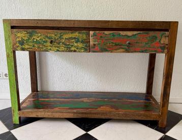 Uniek dressoir van gerecycled sloophout handgemaakt in India beschikbaar voor biedingen