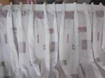 1 Witte vitrage van 235 cm hoog en 160 cm breed met figuren, 200 cm of meer, Wit, 150 tot 200 cm, Ophalen of Verzenden
