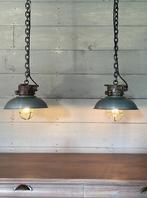 2 industriële hanglampen overkapping, Huis en Inrichting, Lampen | Hanglampen, Minder dan 50 cm, Gebruikt, Ophalen of Verzenden