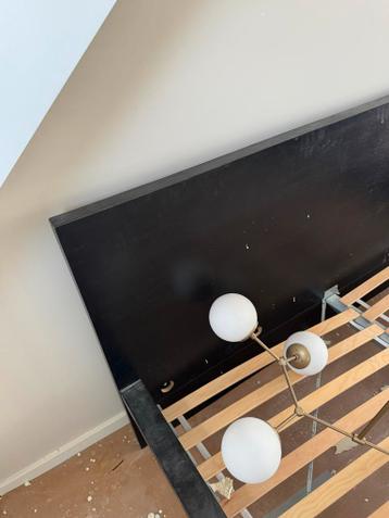 Ikea Malm Tweepersoonsbed (zonder lades) - afbeelding 2