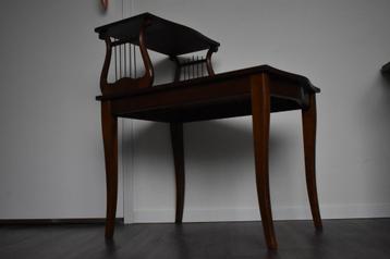 Muziektafeltje of telefoontafeltje art nouveau harpen beschikbaar voor biedingen