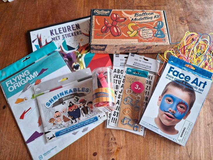 Knutselpakket allerlei restant vanaf 6 jaar, Hobby en Vrije tijd, Knutselen, Zo goed als nieuw, Materiaal, Ophalen of Verzenden