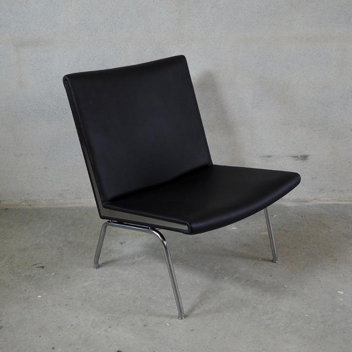 Hans J. Wegner - Airport’ Lounge Chair, Deens, 1958, Huis en Inrichting, Fauteuils, Zo goed als nieuw, Leer, Metaal, 50 tot 75 cm